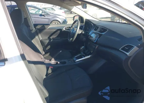 2016 Nissan Sentra Sr z USA, uszkodzony, nr VIN 3N1AB7AP6GY290041